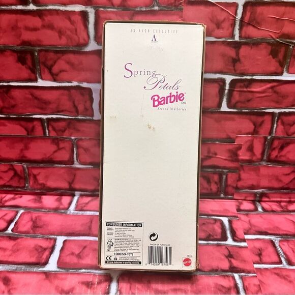 Barbie Spring Petals doll Avon special edition - Picture 3 of 6